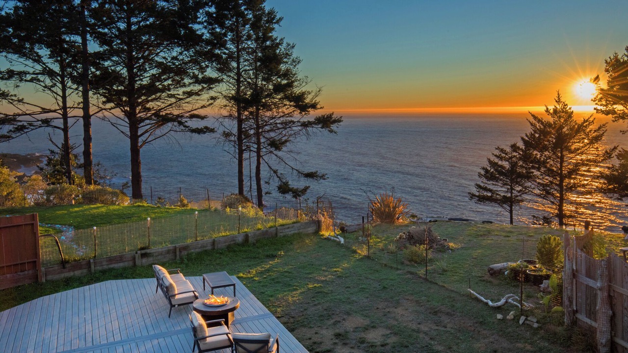 Photo of Patio Balcony in Shelter Cove
