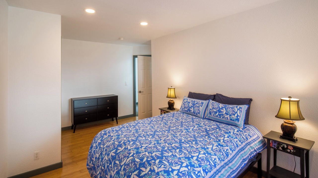 Photo of Bedroom in Shelter Cove