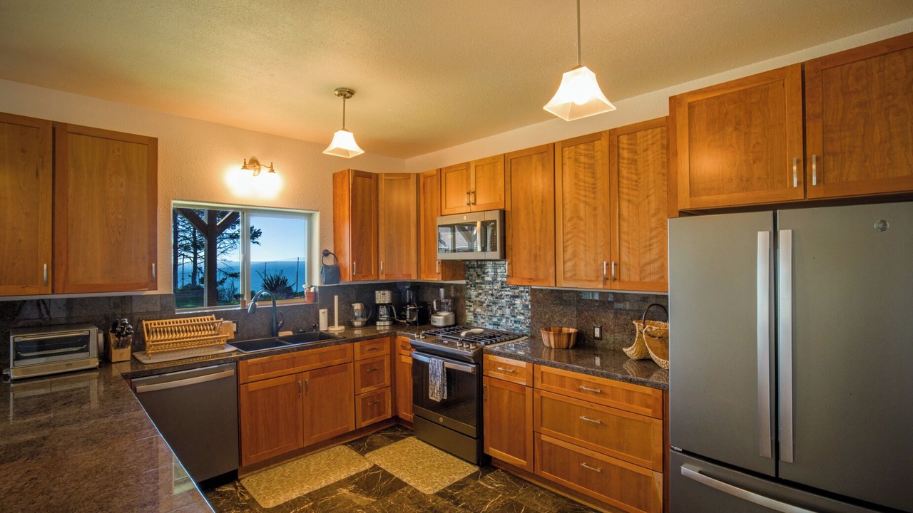 Photo of Kitchen in Shelter Cove