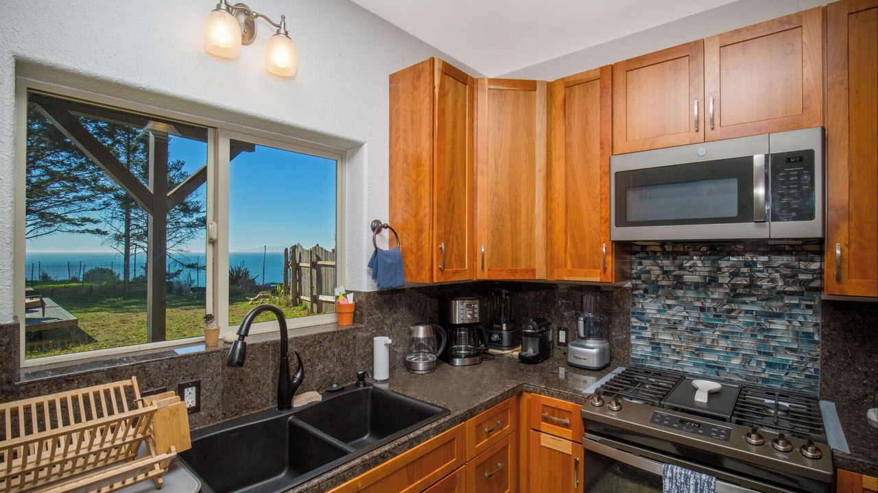 Photo of Kitchen in Shelter Cove