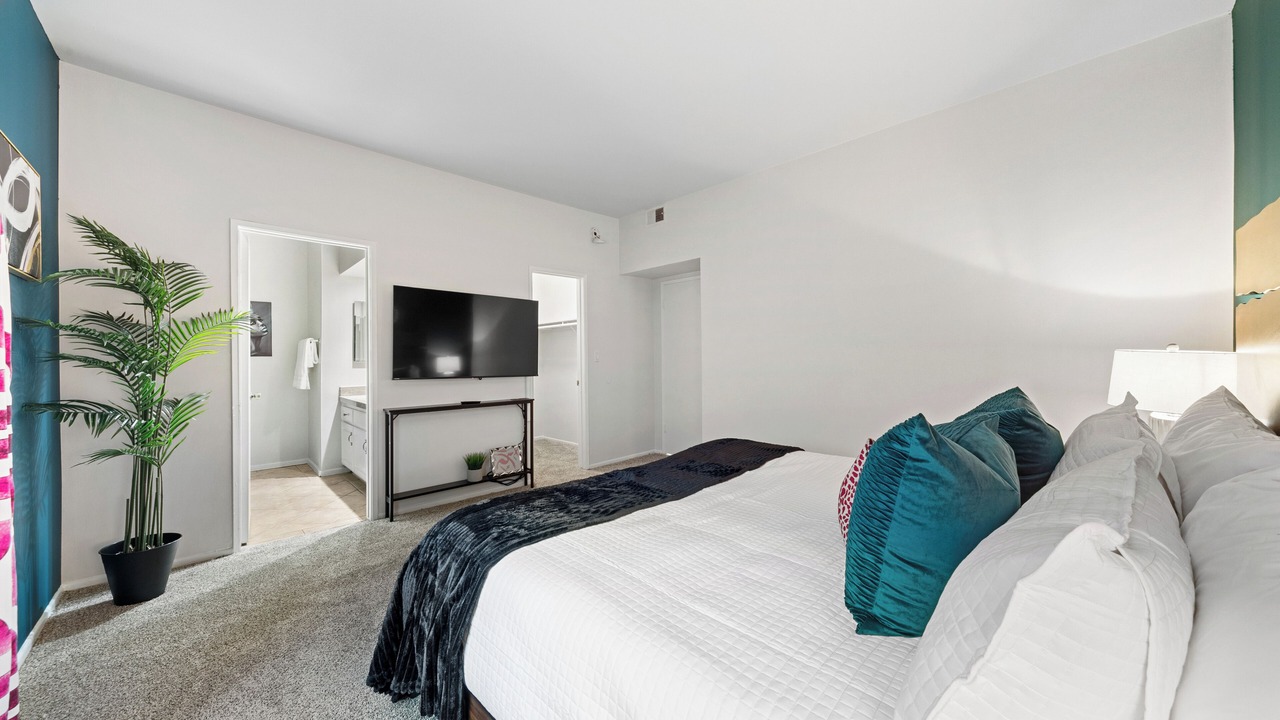 Photo of Bedroom in Beverly Grove