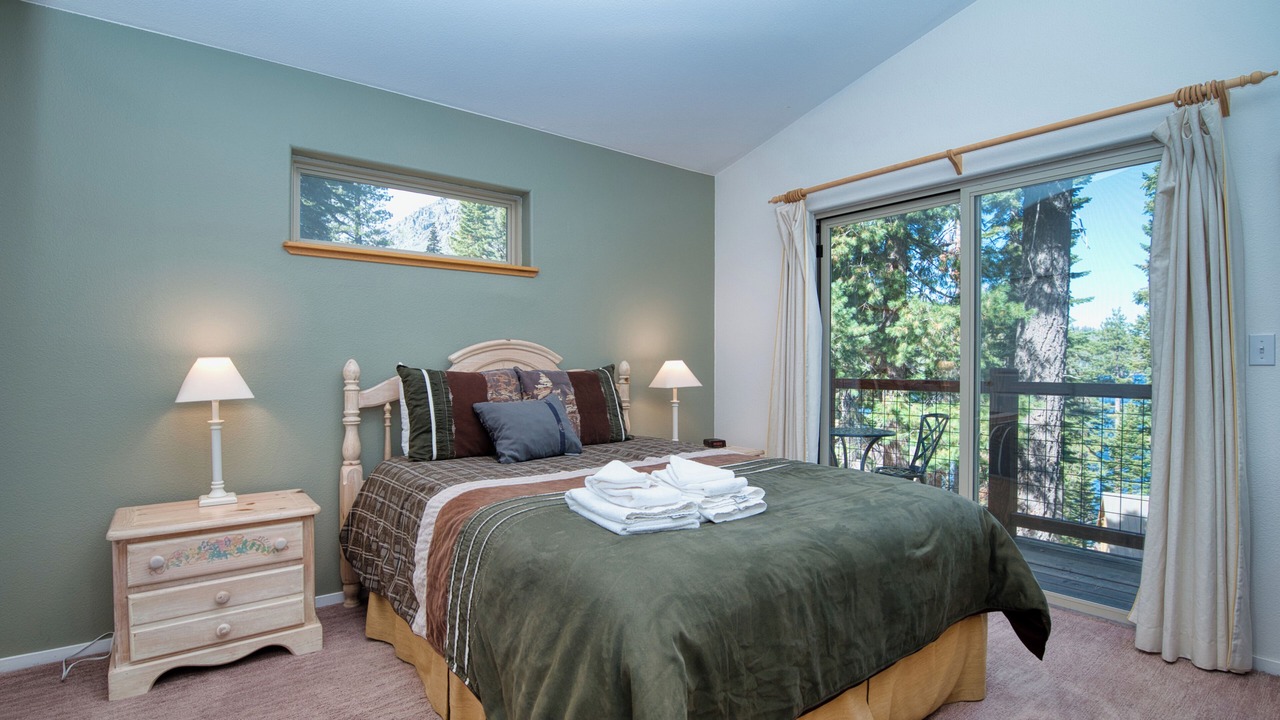 Photo of Bedroom in Fallen Leaf