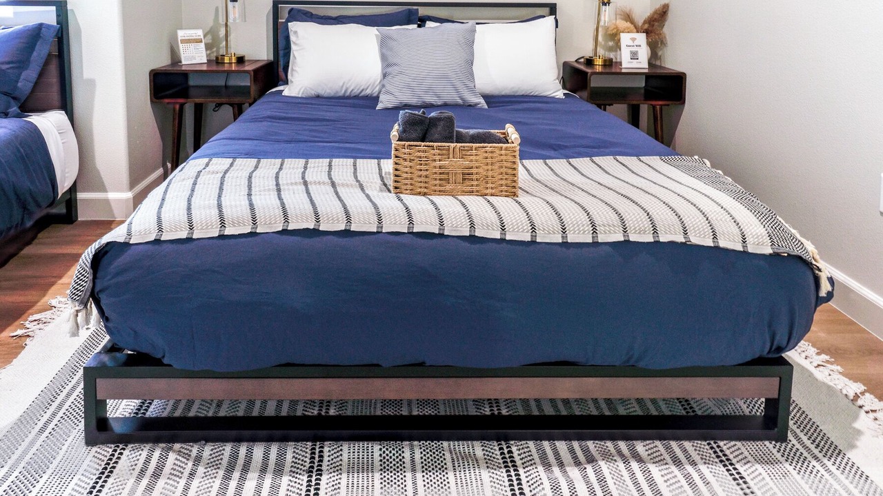 Photo of Bedroom in Midway City