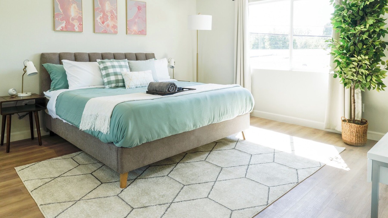 Photo of Bedroom in Midway City