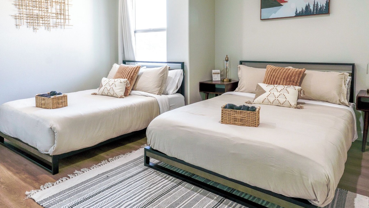 Photo of Bedroom in Midway City