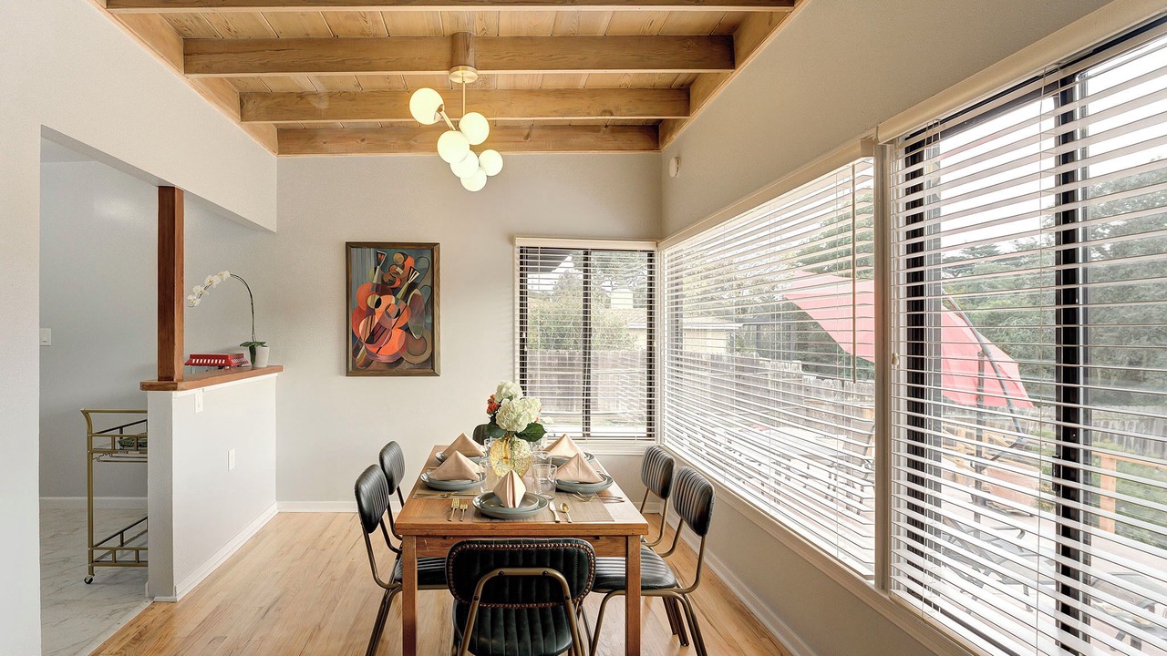Photo of Bedroom in Del Rey Oaks