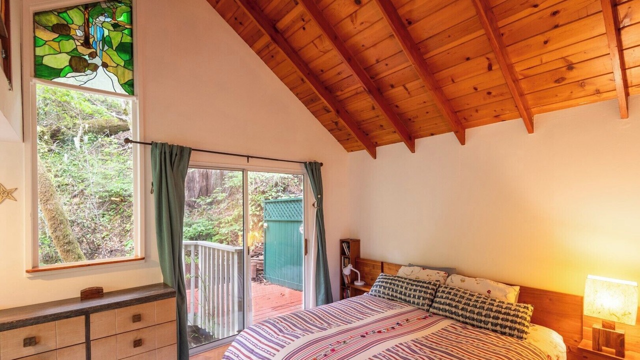 Photo of Bedroom in Cazadero