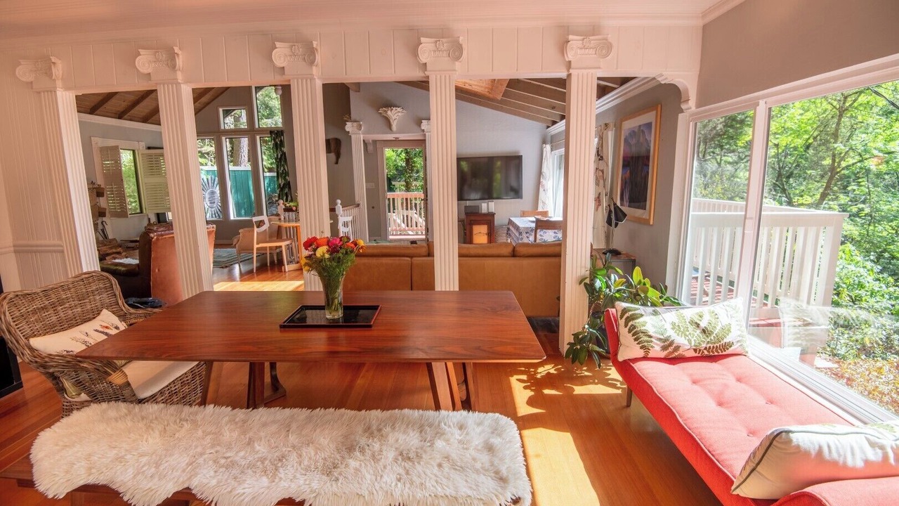 Photo of Livingroom in Cazadero