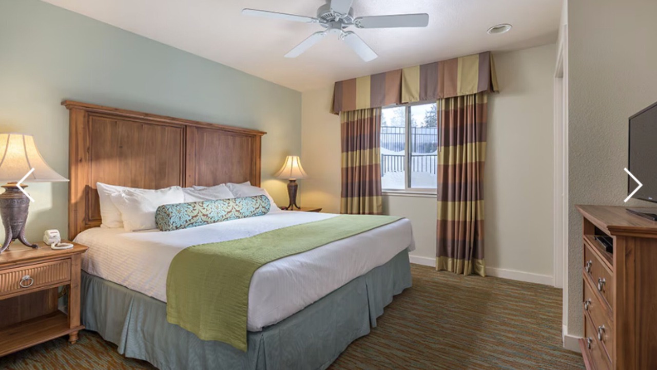 Photo of Bedroom in Round Hill Village