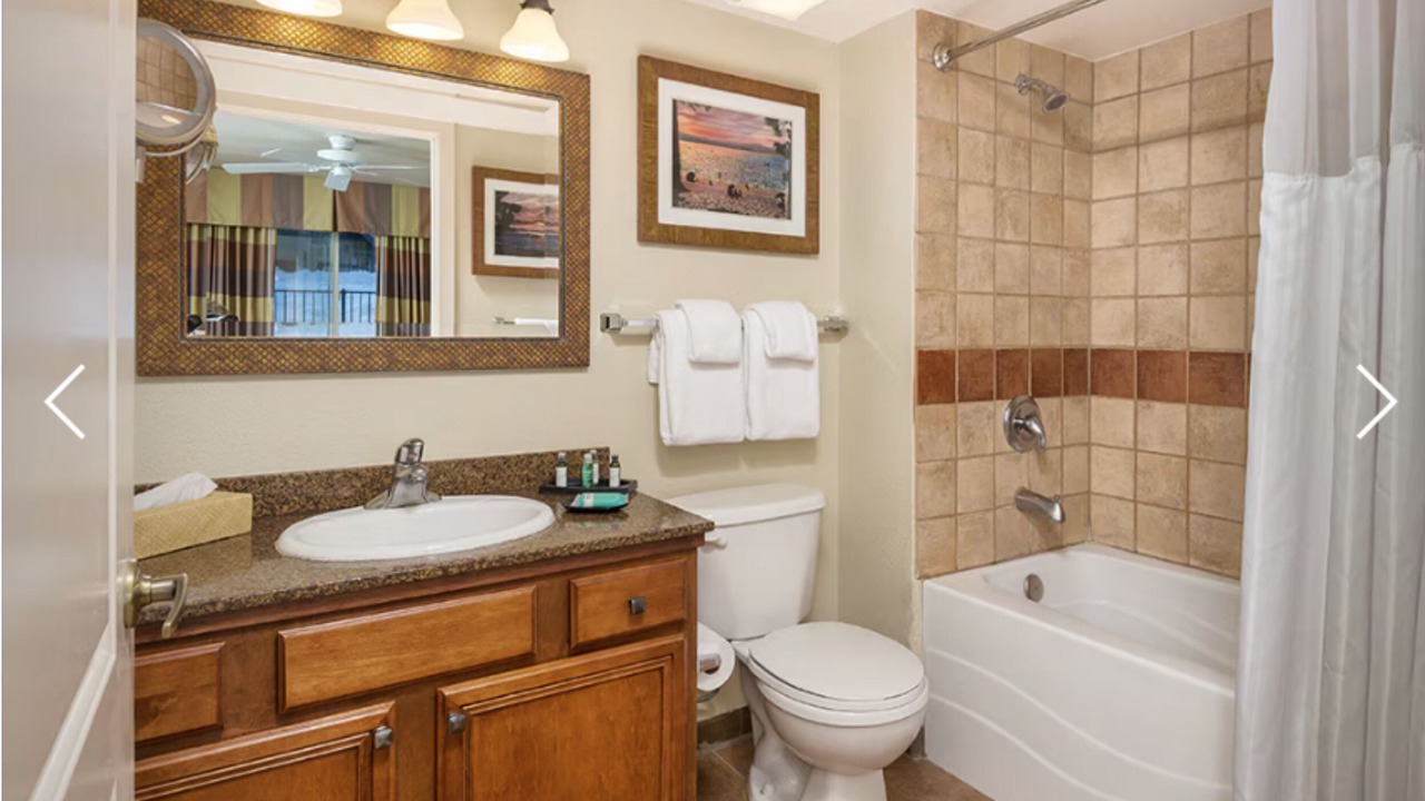 Photo of Bathroom in Round Hill Village