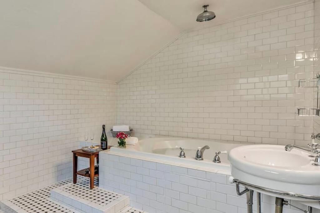 Photo of Bathroom in Calistoga