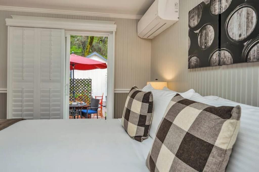 Photo of Bedroom in Calistoga