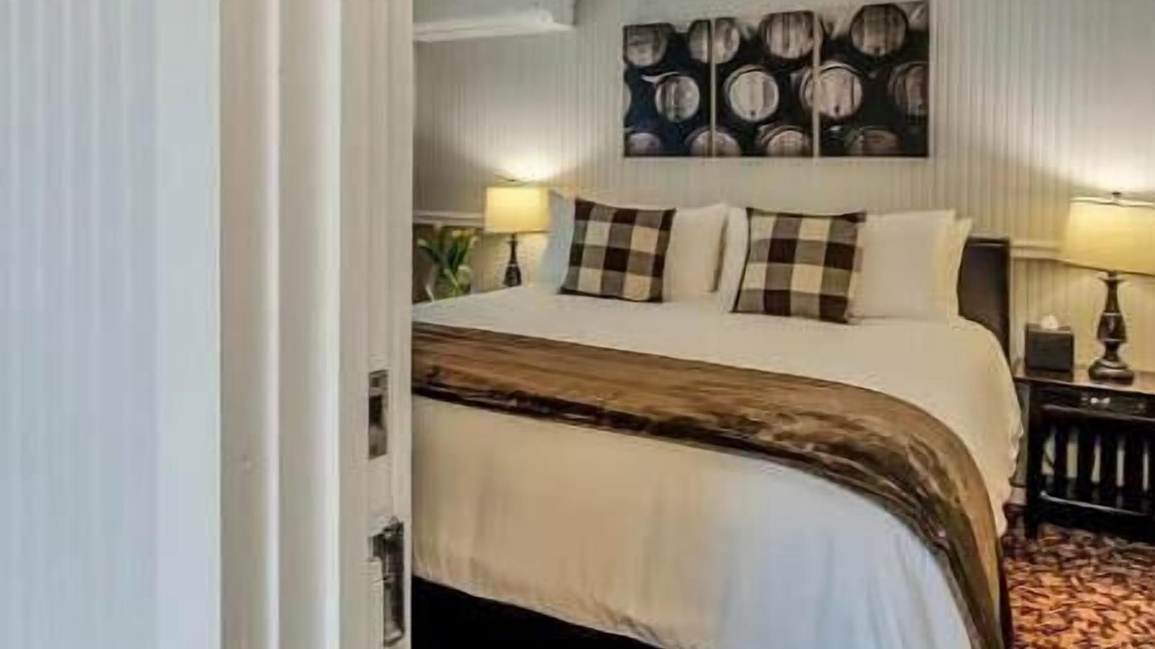 Photo of Bedroom in Calistoga