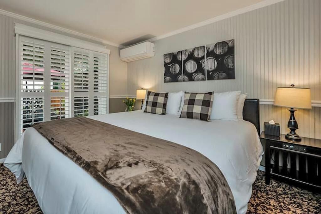 Photo of Bedroom in Calistoga