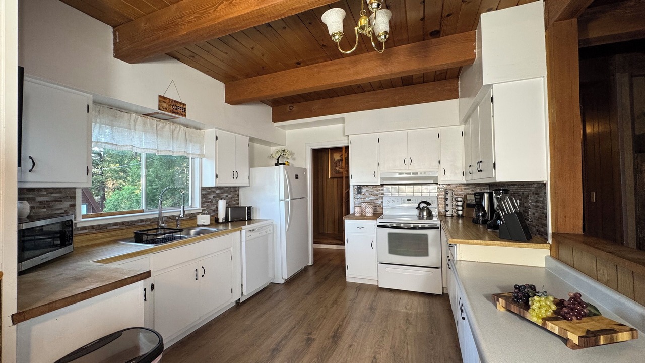 Photo of Kitchen in Cold Springs