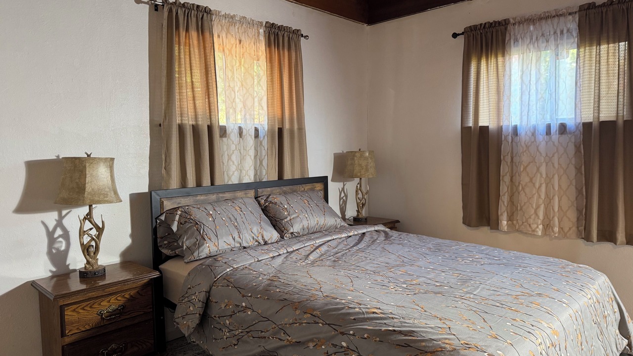 Photo of Bedroom in Cold Springs