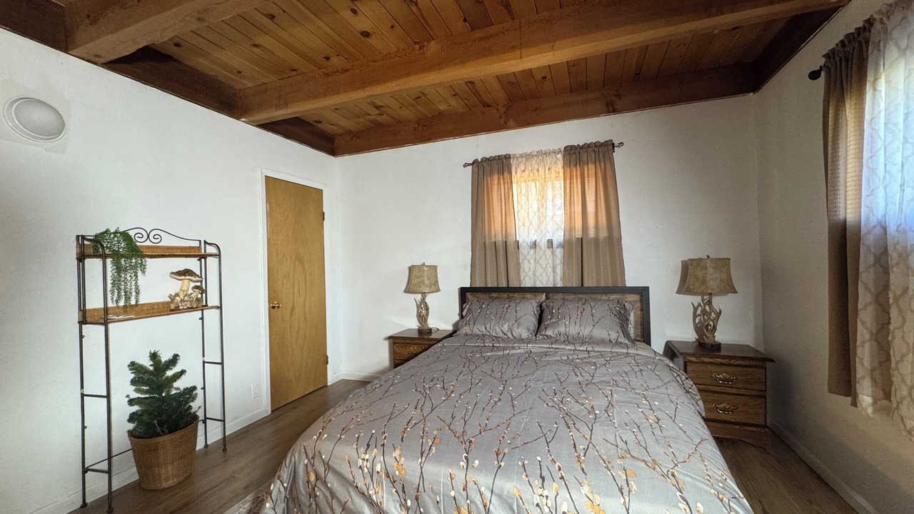 Photo of Bedroom in Cold Springs