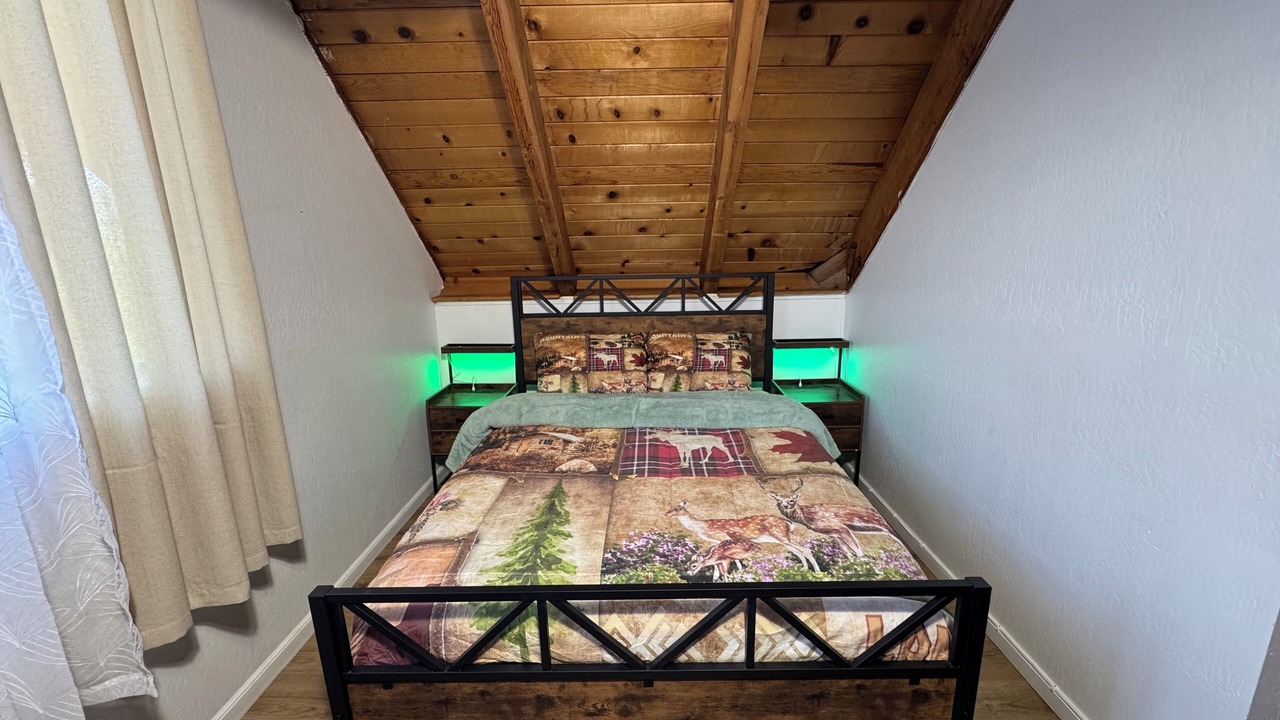 Photo of Bedroom in Cold Springs