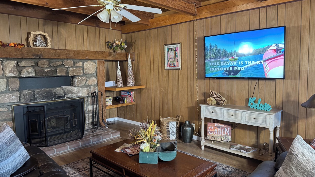 Photo of Livingroom in Cold Springs