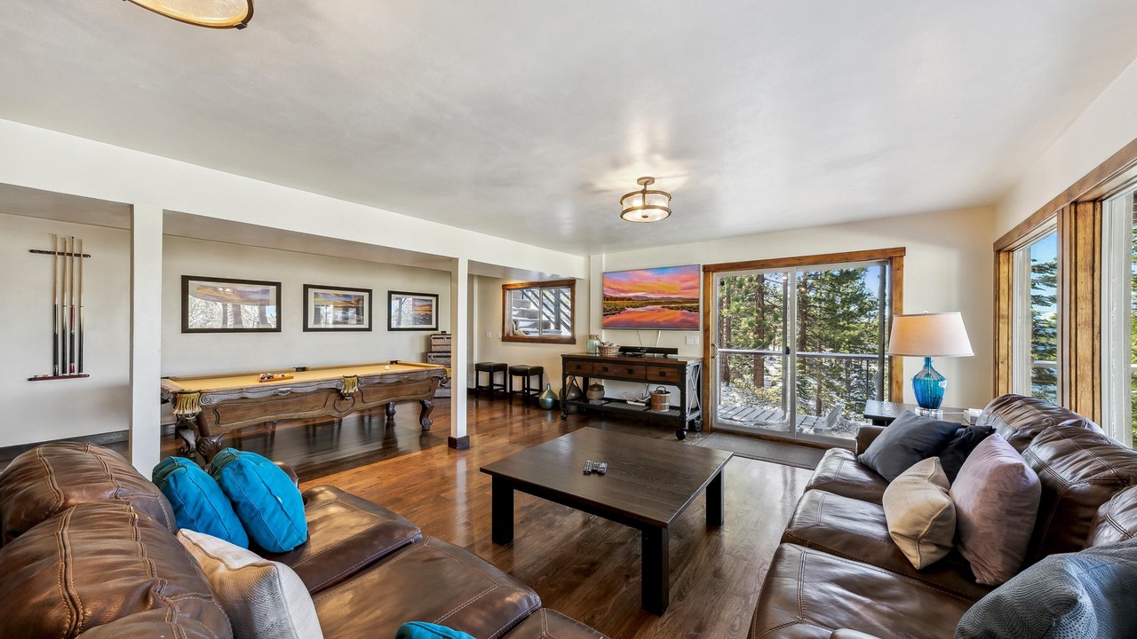 Photo of Livingroom in Tahoe Village