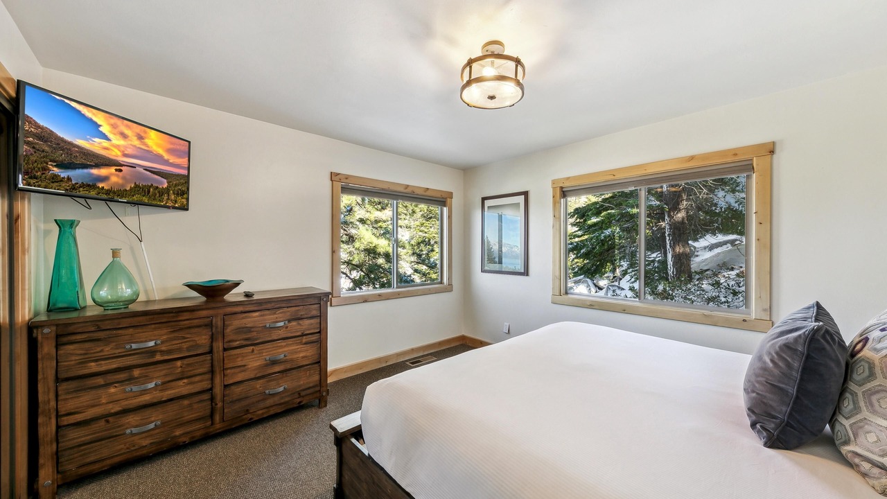 Photo of Bedroom in Tahoe Village