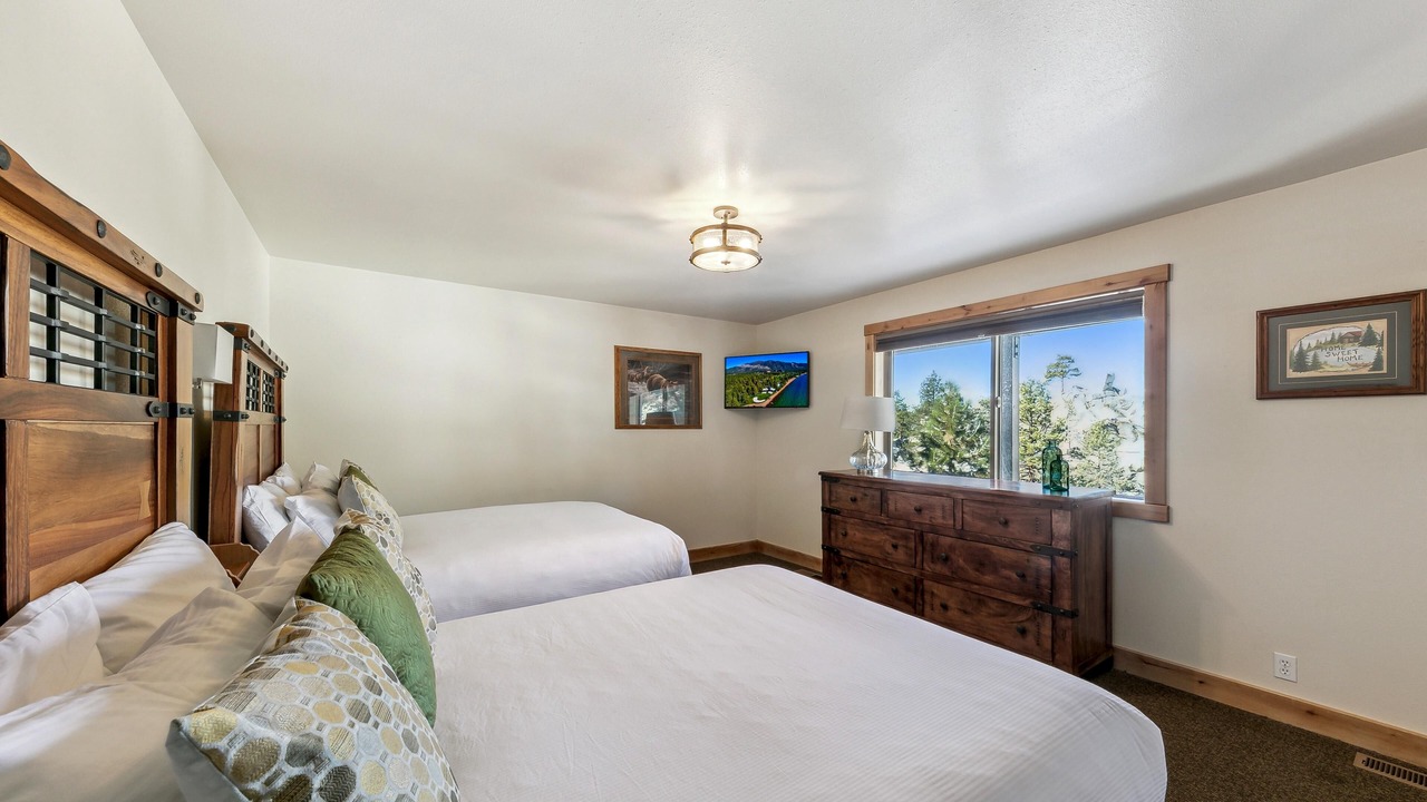 Photo of Bedroom in Tahoe Village