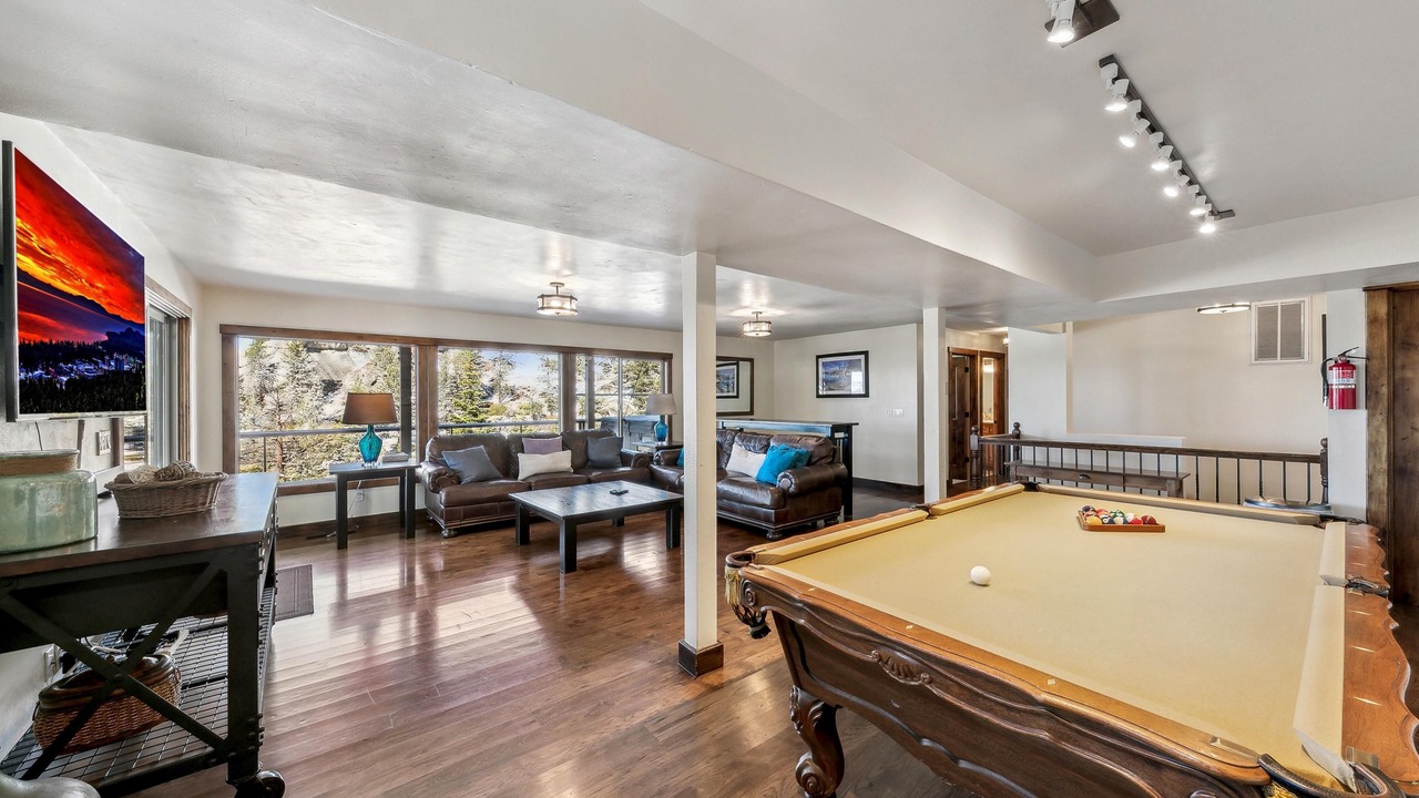 Photo of Livingroom in Tahoe Village