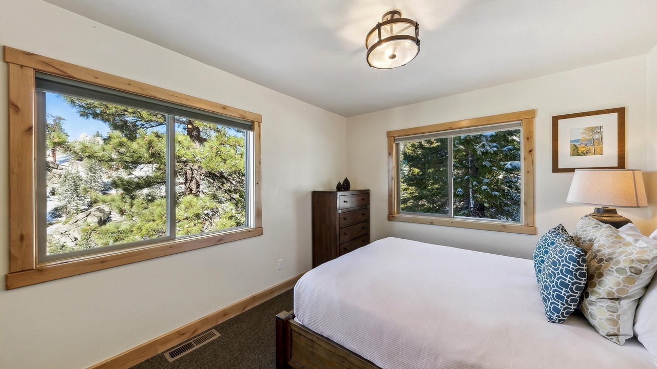 Photo of Bedroom in Tahoe Village
