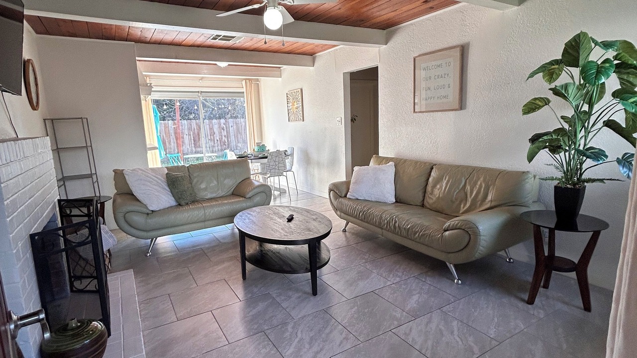 Photo of Livingroom in Merced