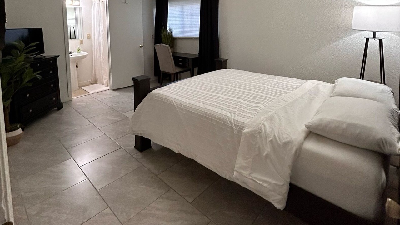 Photo of Bedroom in Merced