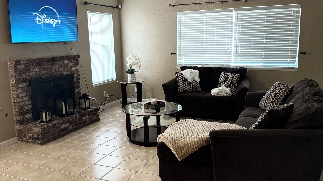 Photo of Livingroom in Visalia