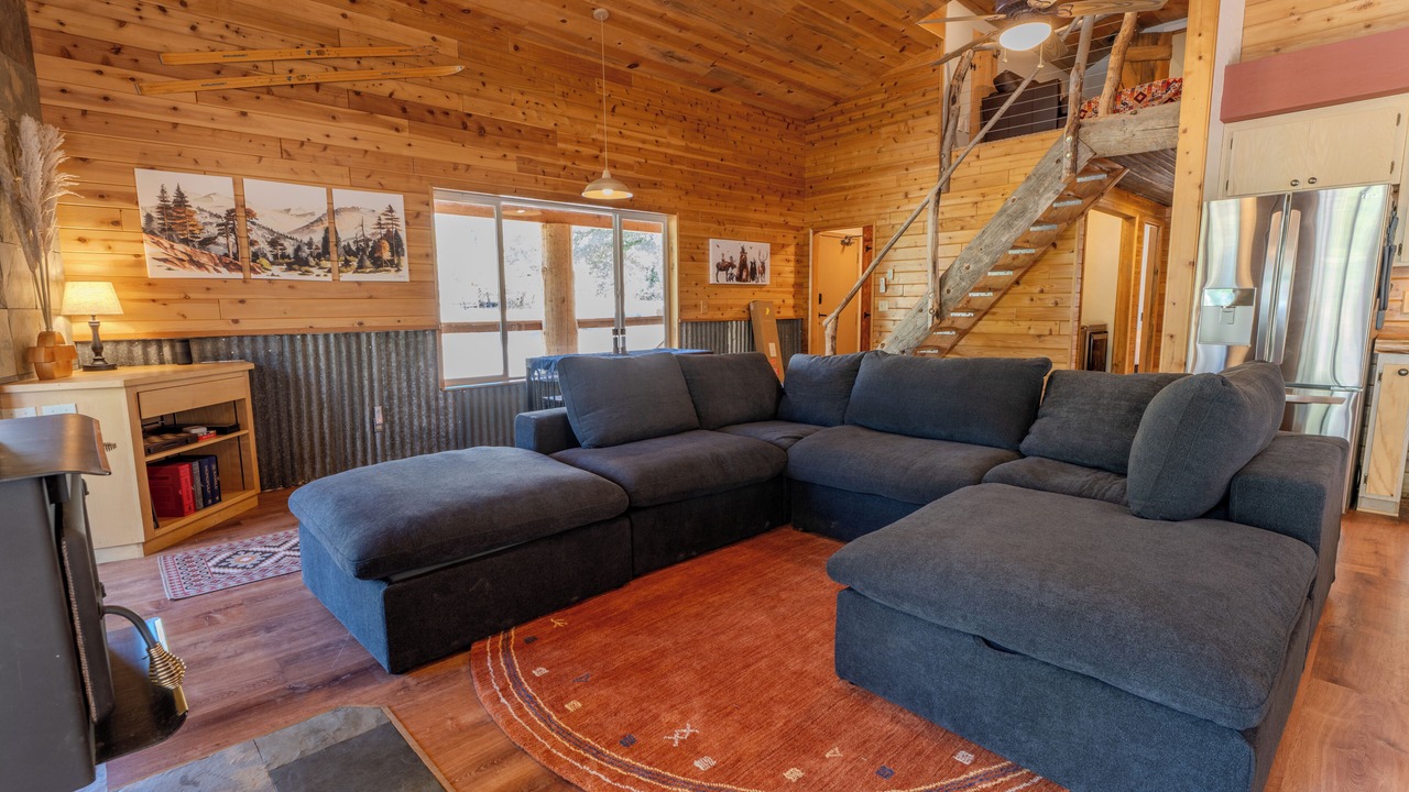 Photo of Bedroom in Springville