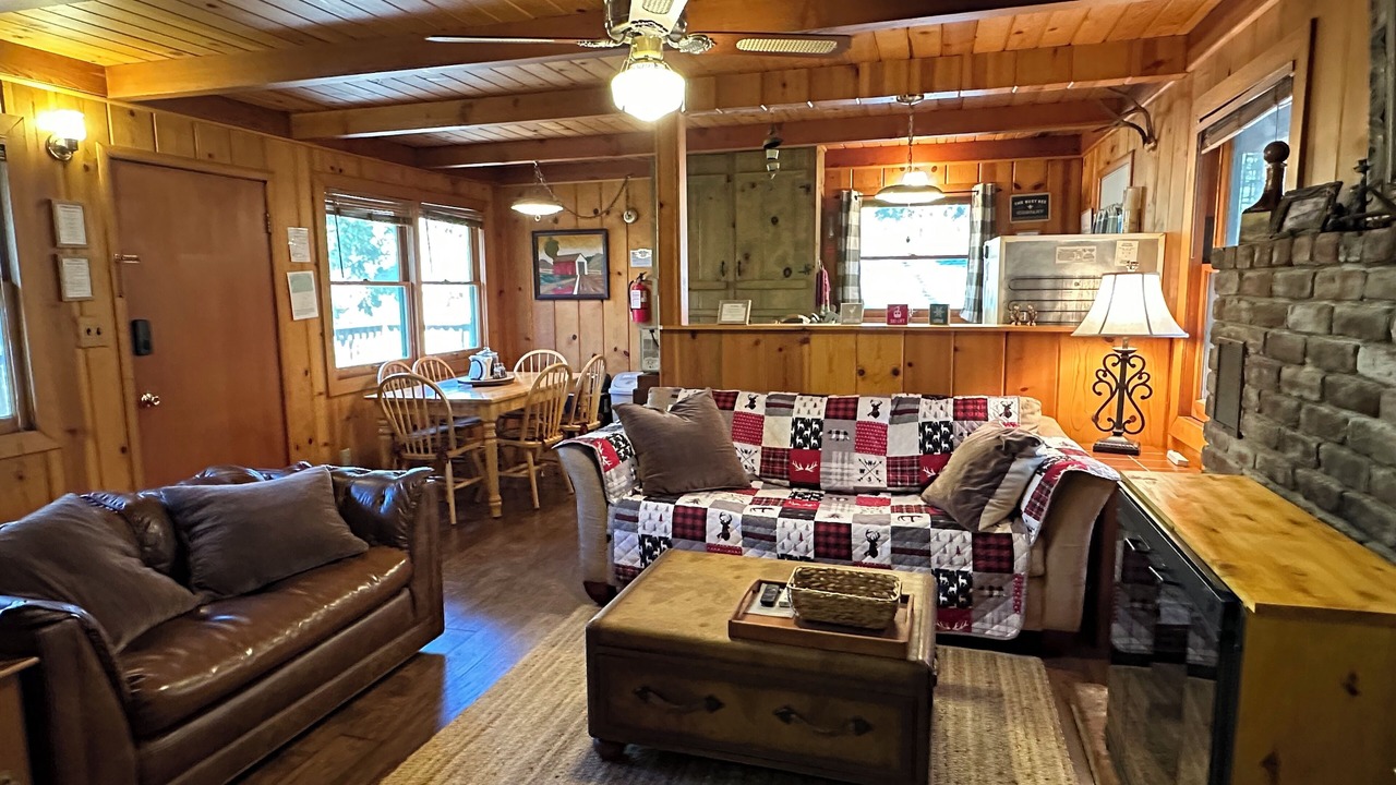 Photo of Livingroom in Mi-Wuk Village