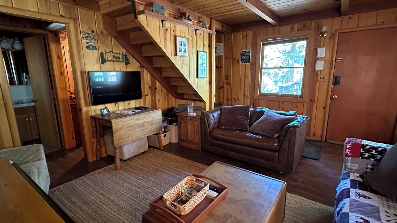 Photo of Livingroom in Mi-Wuk Village