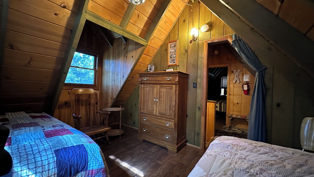 Photo of Bedroom in Mi-Wuk Village