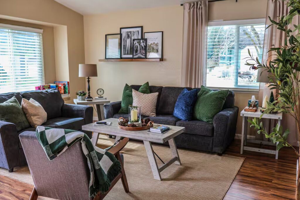 Photo of Livingroom in Three Rivers