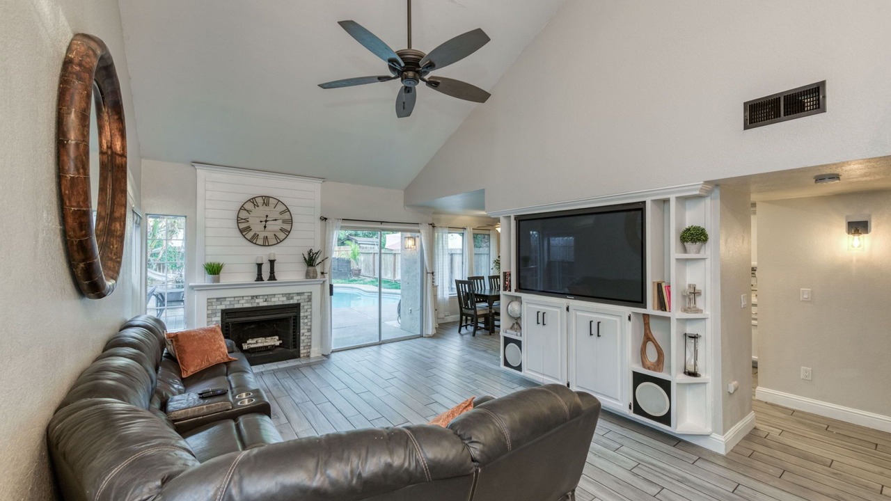 Photo of Livingroom in Raisin