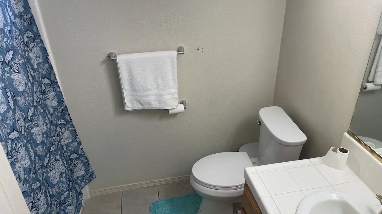Photo of Bathroom in Merced