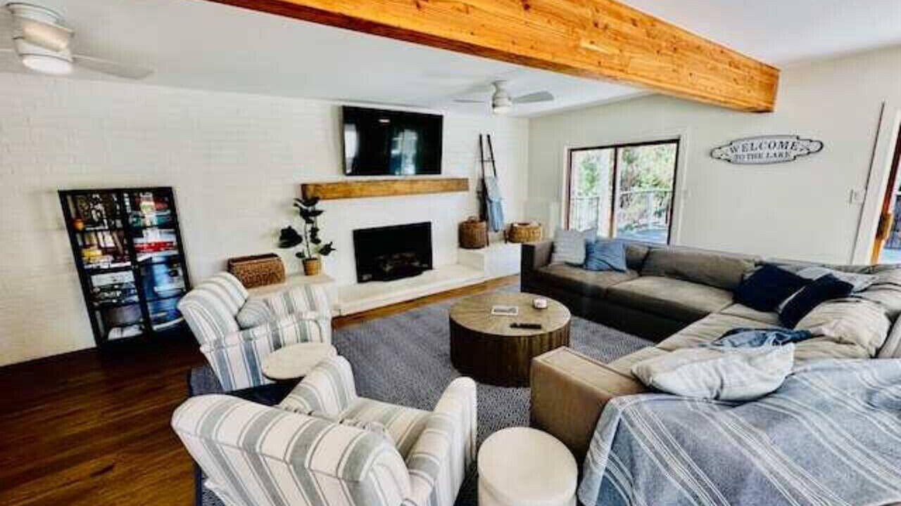 Photo of Livingroom in Bass Lake