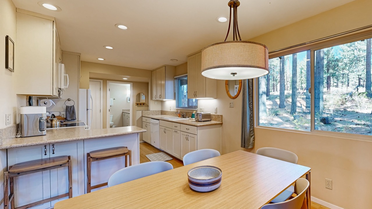 Photo of Kitchen in Black Bart