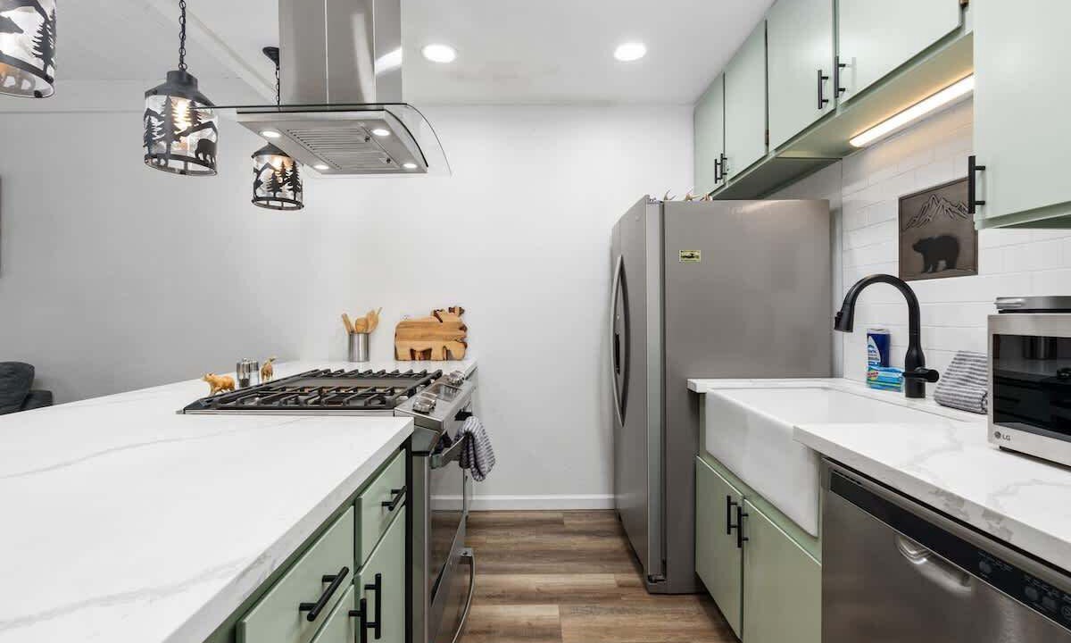 Photo of Kitchen in Shaver Lake