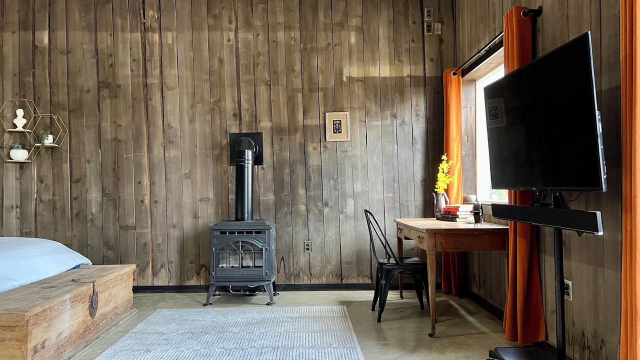 Photo of Bedroom in Alta Sierra