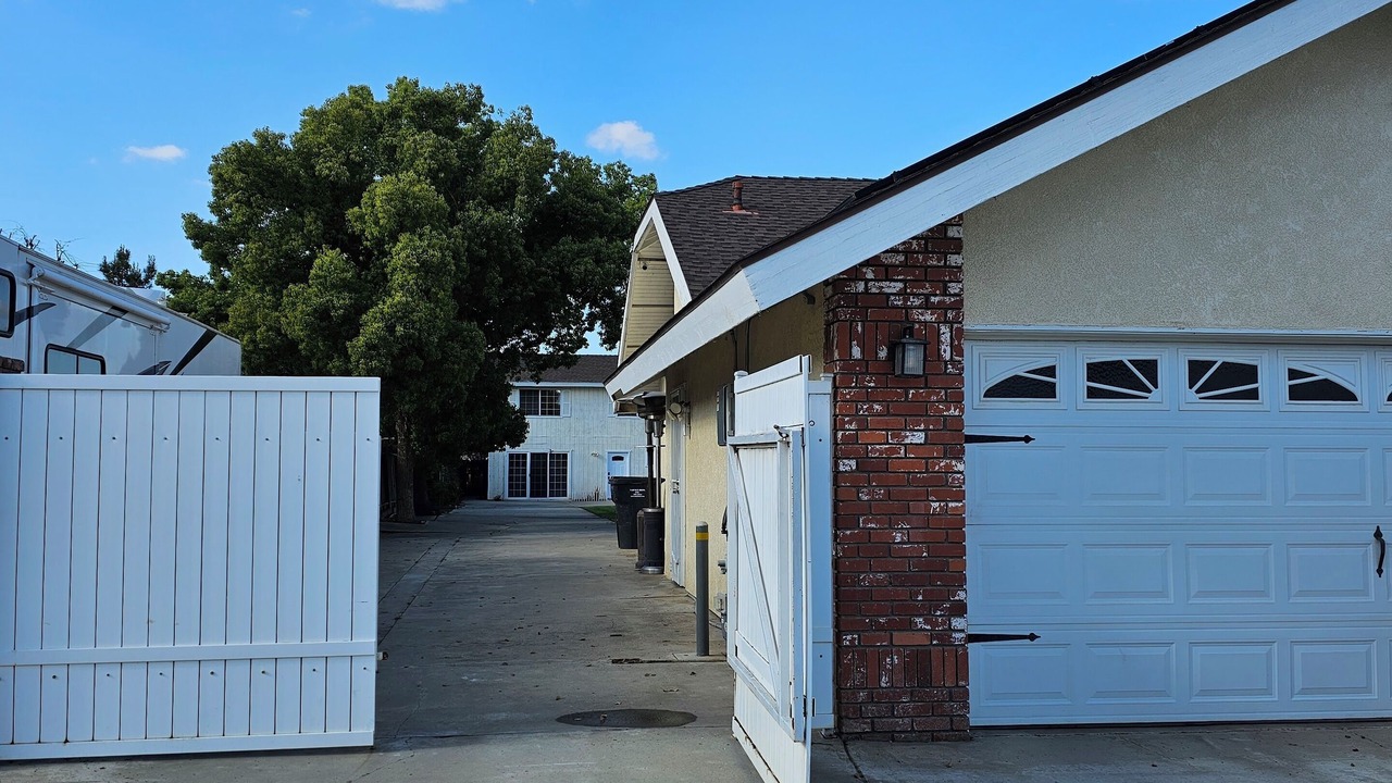Photo of Outdoor in Rosedale