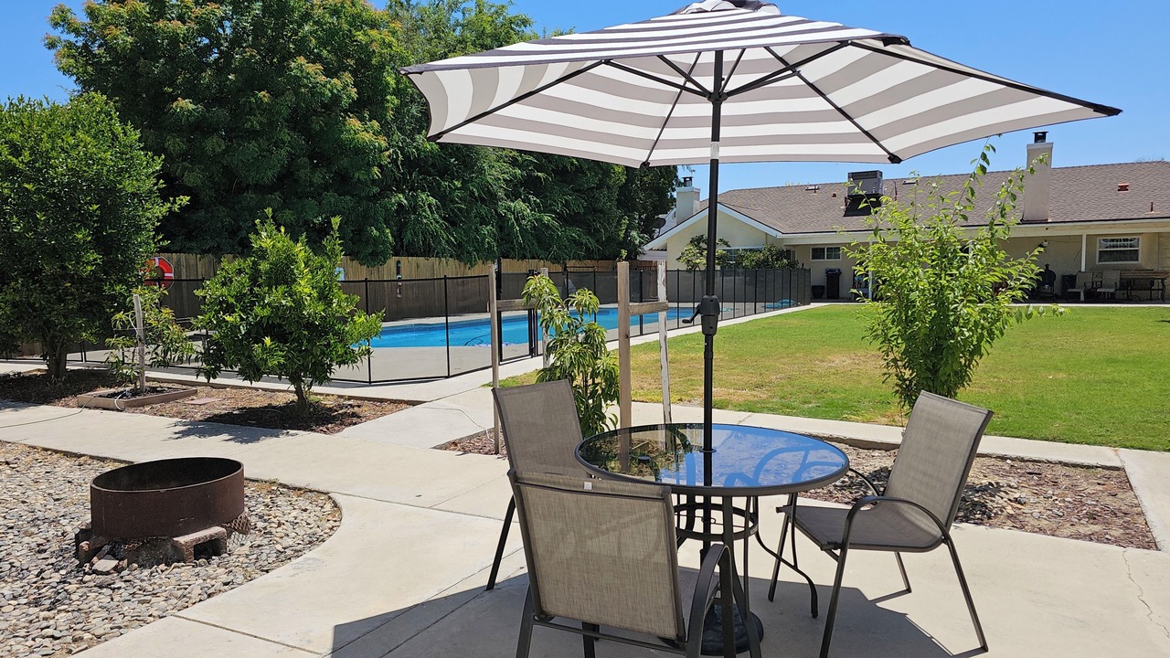 Photo of Outdoor in Rosedale