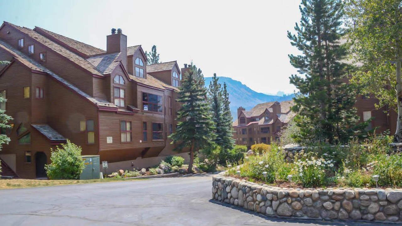 Photo of Outdoor in Mammoth Lakes