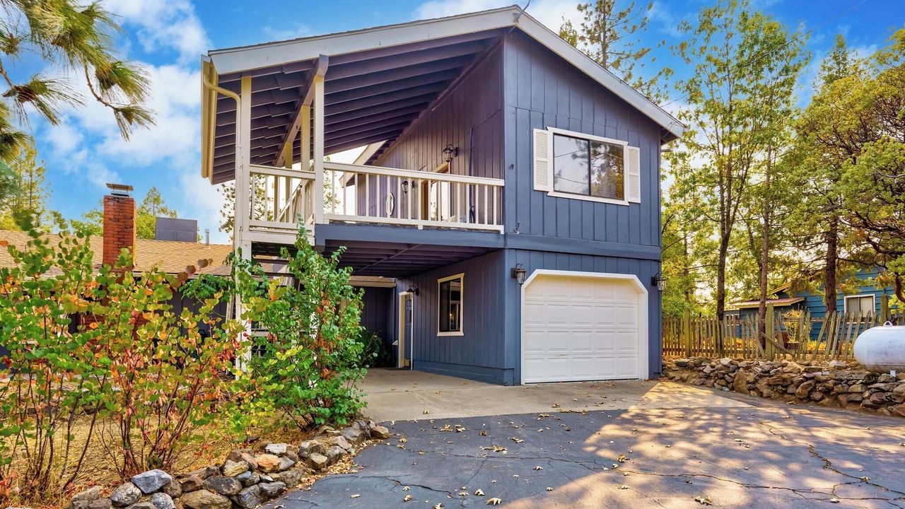 Photo of Outdoor in Oakhurst