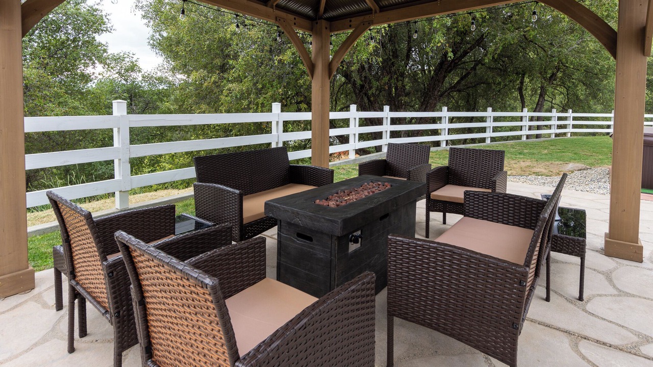 Photo of Patio Balcony in Oakhurst