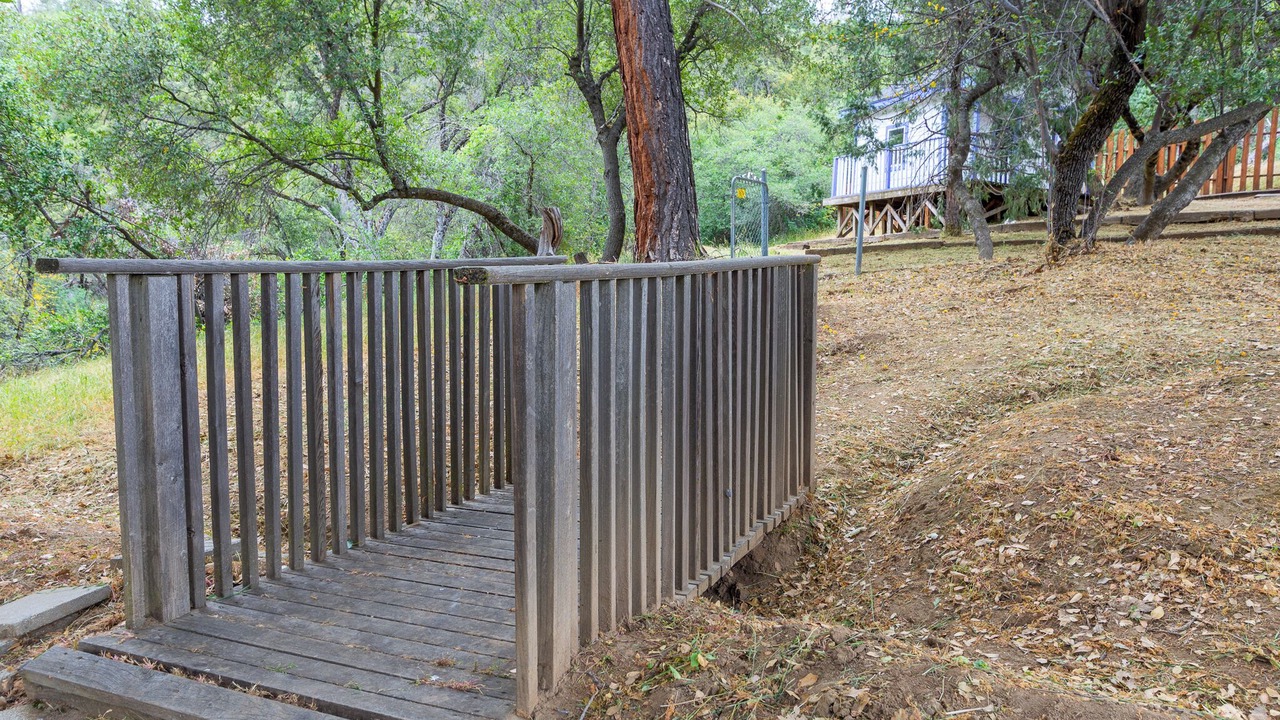 Photo of Outdoor in Oakhurst