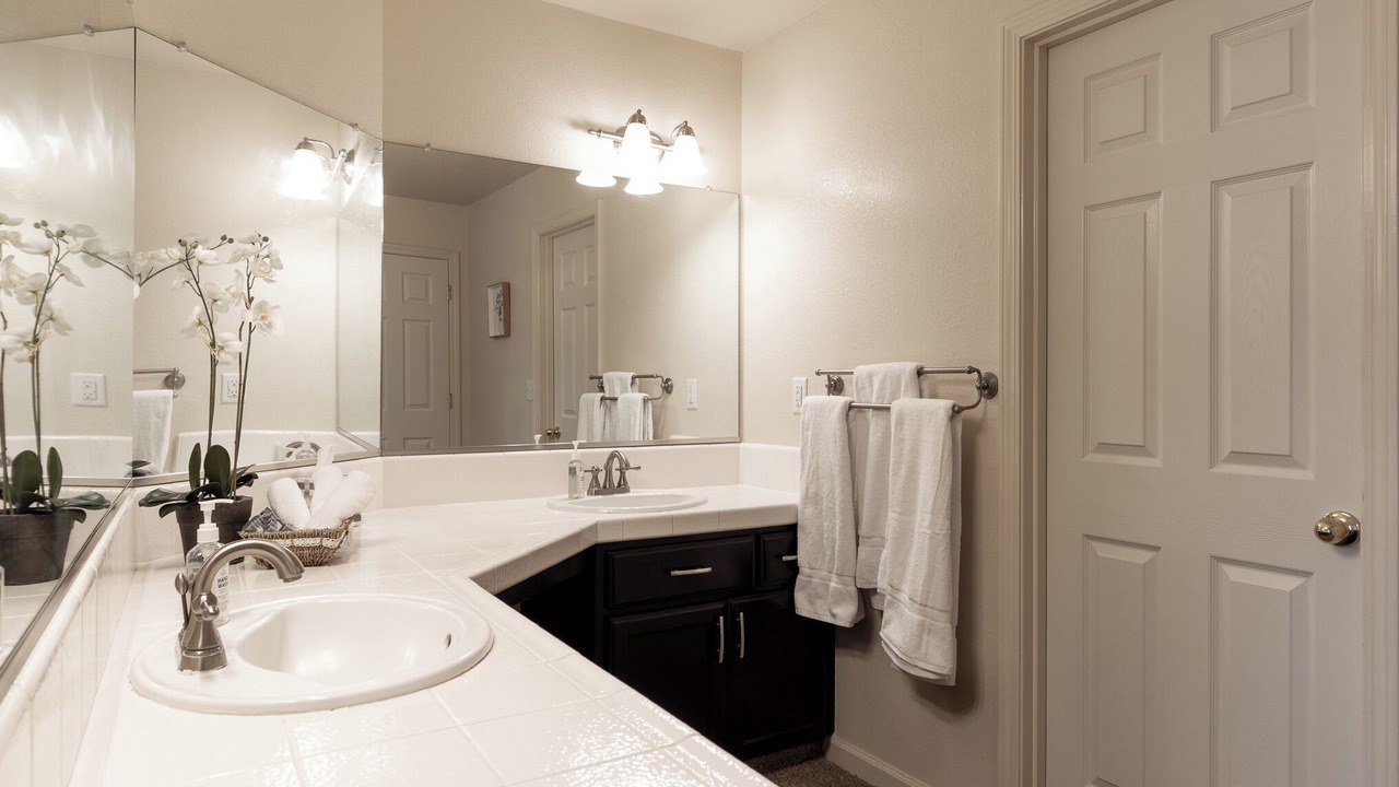 Photo of Bathroom in Oakhurst