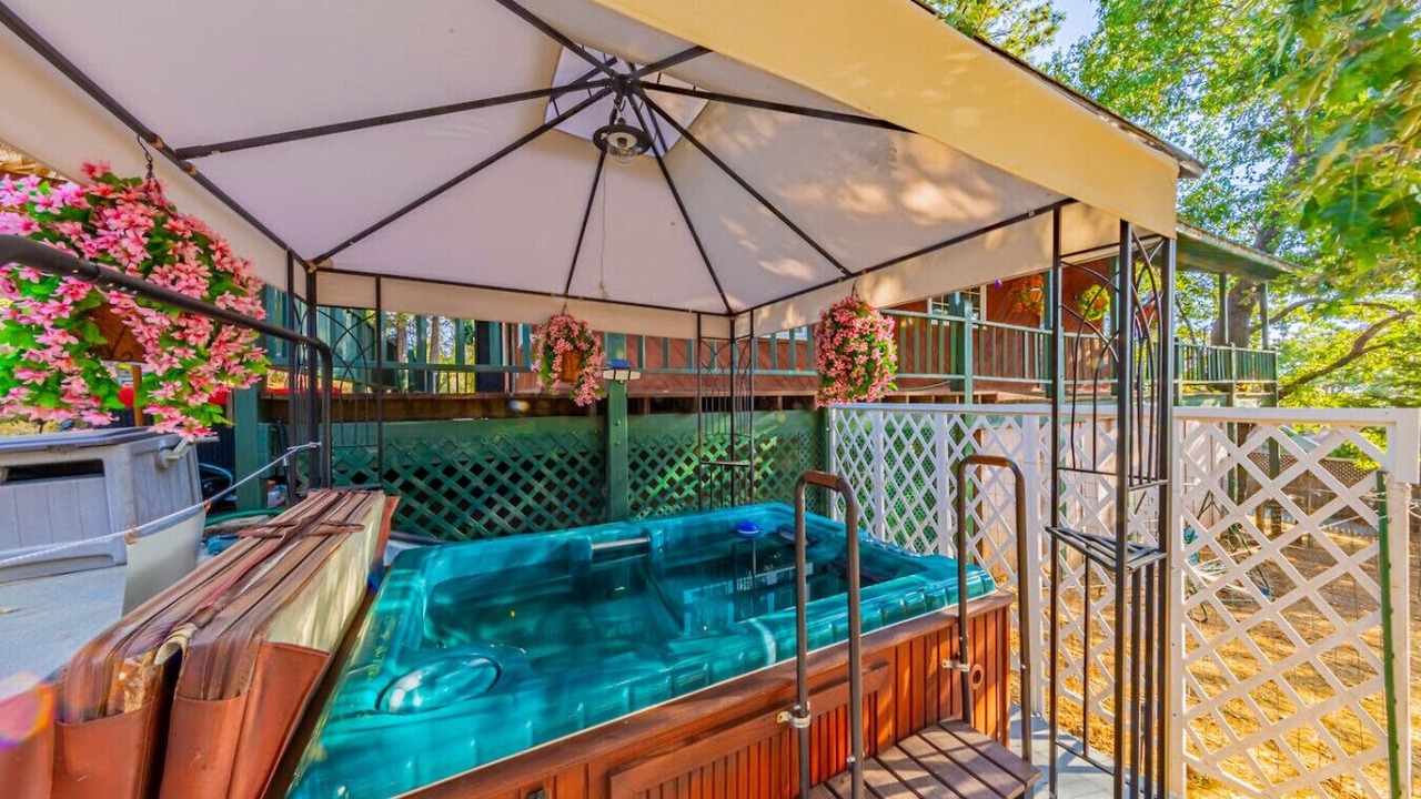 Photo of Outdoor in Oakhurst